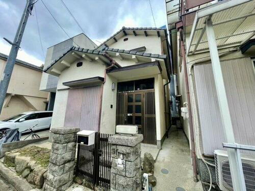 東阪田貸家