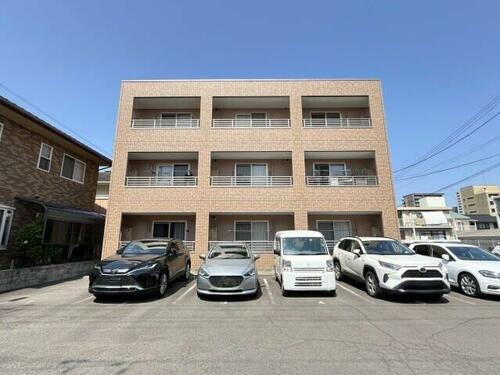 香川県高松市栗林町３丁目 賃貸アパート