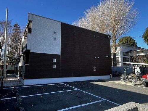 東京都調布市深大寺東町８丁目 2階建 築9年