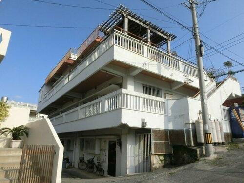 沖縄県那覇市首里山川町３丁目 賃貸アパート