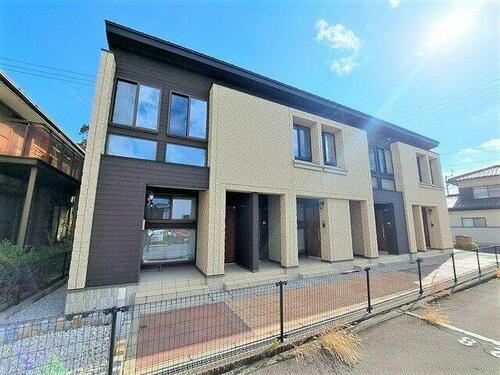 メゾン　ド　フルールⅡ