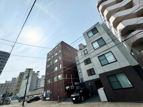 北海道札幌市豊平区平岸二条５丁目 築13年12ヶ月 4階建