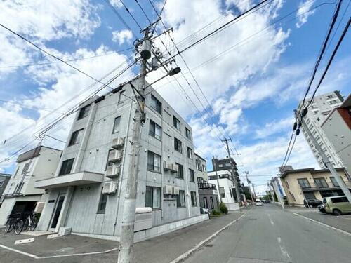 北海道札幌市豊平区豊平四条１１丁目 賃貸マンション