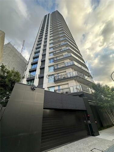 東京都港区南青山１丁目 賃貸マンション