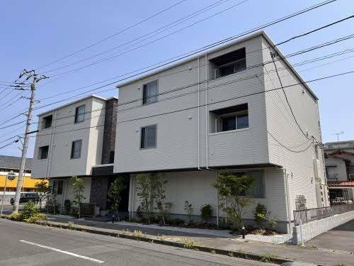 香川県高松市新北町 賃貸マンション