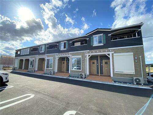 福岡県直方市大字感田 賃貸アパート