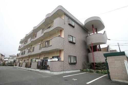 カサグランデ漆屋 3階建