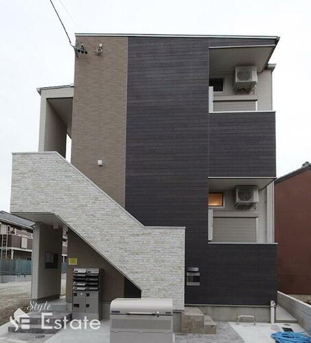 愛知県名古屋市中村区大秋町３丁目 賃貸アパート