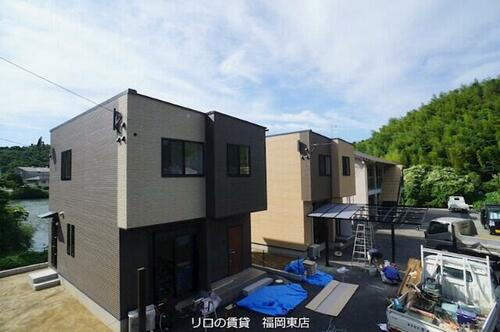 福岡県糟屋郡須惠町大字植木 2階建 築3年11ヶ月