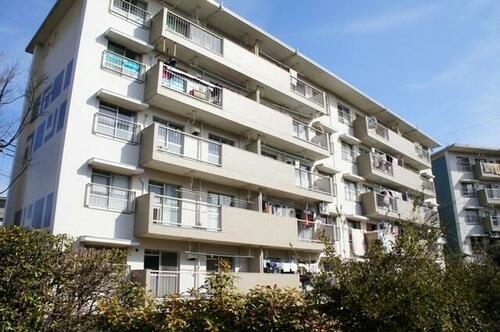 埼玉県三郷市彦成３丁目 賃貸マンション