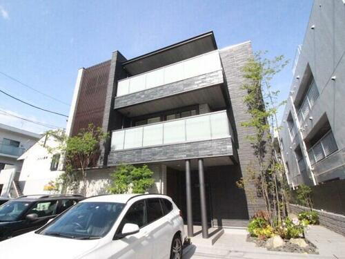 ベレオ北四番丁 3階建
