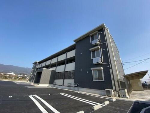 佐賀県小城市三日月町久米 賃貸アパート