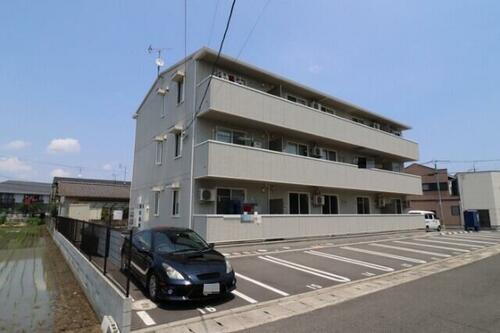 岡山県岡山市南区新福１丁目 3階建 築7年11ヶ月