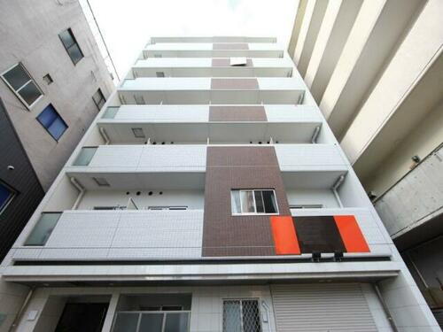 ホワイトクレスト