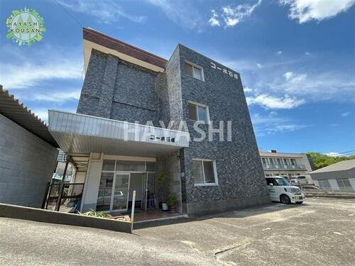 コーポ石垣 3階建