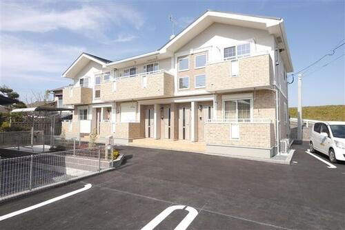 福岡県直方市知古３丁目 賃貸アパート