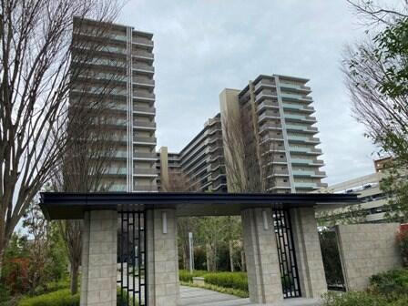 兵庫県尼崎市長洲西通１丁目 築3年12ヶ月 15階建