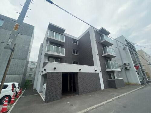 北海道札幌市西区山の手二条１丁目 賃貸マンション