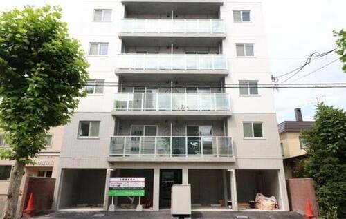 Ｇｒａｎｄ　Ｃｅｒｃｌｅ　山鼻（グランセルクル）