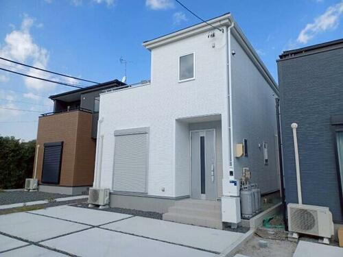 三重県鈴鹿市長太旭町２丁目 賃貸一戸建て