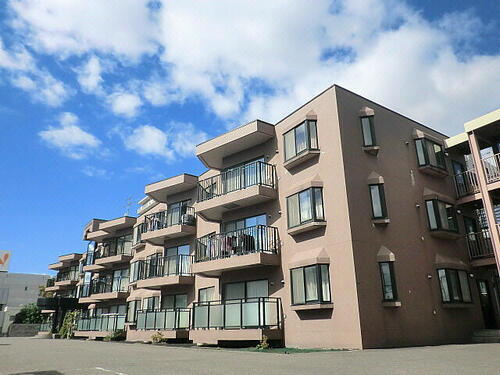 北海道札幌市東区北四十二条東１７丁目 賃貸マンション