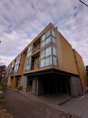 東京都港区白金台２丁目 築25年4ヶ月 地上3階地下1階建