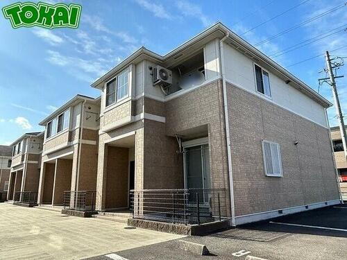 三重県松阪市曽原町 2階建 築17年9ヶ月