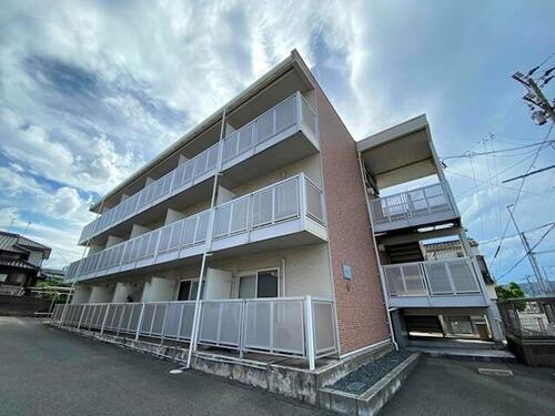 福岡県北九州市小倉北区日明４丁目 3階建 築13年11ヶ月