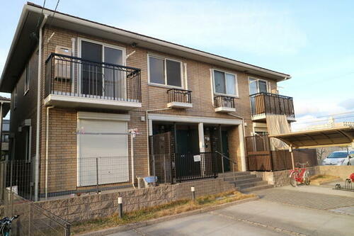 兵庫県伊丹市荒牧南２丁目 築20年1ヶ月 2階建