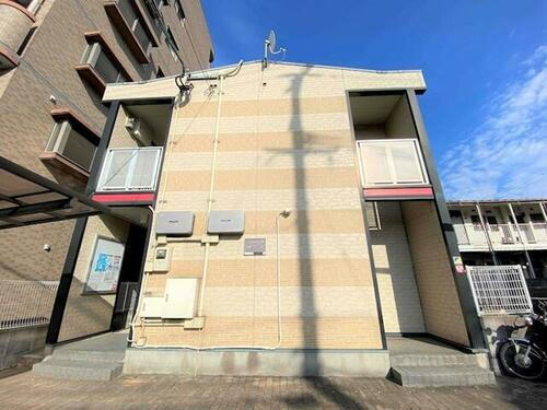 福岡県北九州市小倉北区萩崎町 2階建