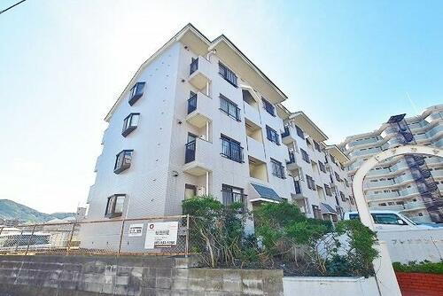 福岡県北九州市小倉南区志徳２丁目 賃貸マンション