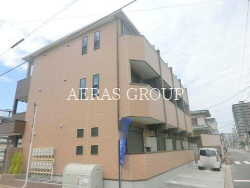 千葉県千葉市稲毛区稲毛台町 築8年7ヶ月 3階建