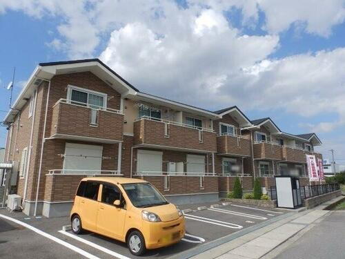 三重県鈴鹿市算所町 築13年10ヶ月 2階建