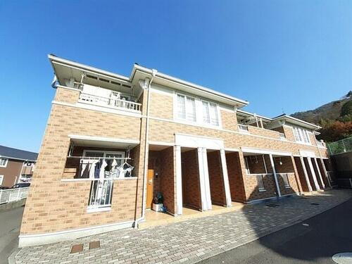 愛媛県松山市畑寺２丁目 賃貸アパート