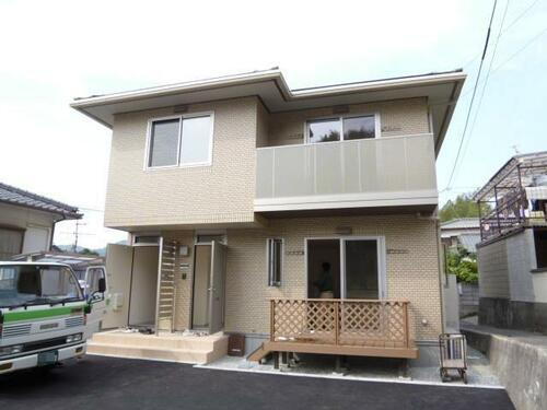 岡山県玉野市田井１丁目 賃貸アパート