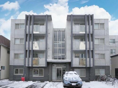 ウエストプエルタ