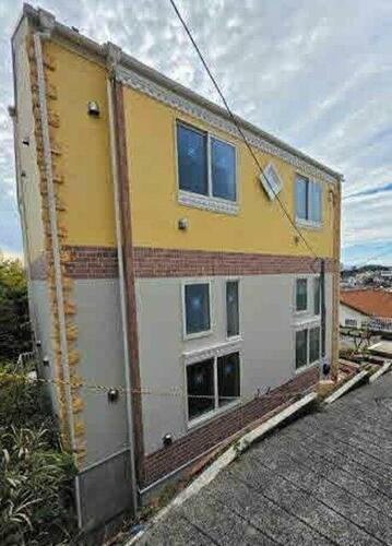 神奈川県横浜市保土ケ谷区上星川２丁目  2階建