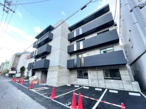 北海道札幌市中央区南十四条西１３丁目 4階建 築1年1ヶ月