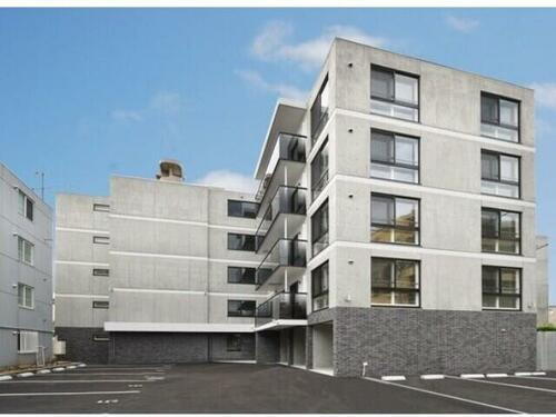 北海道札幌市中央区南十三条西９丁目 賃貸マンション