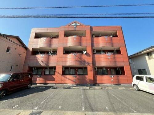 岡山県倉敷市新田 3階建 築22年11ヶ月