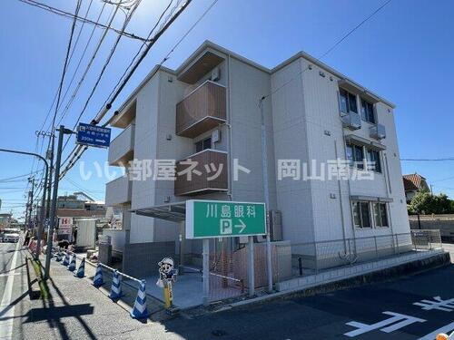 岡山県岡山市北区庭瀬  3階建