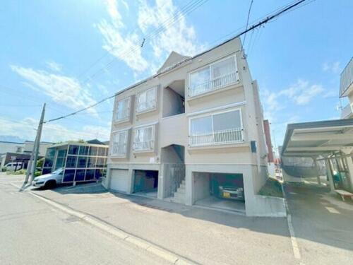 北海道札幌市手稲区新発寒六条８丁目 築35年1ヶ月 3階建