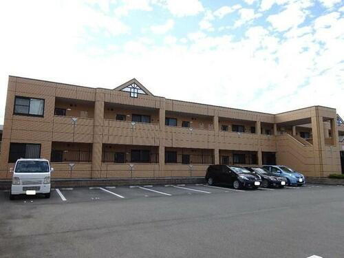 岡山県岡山市北区白石東新町 2階建 築15年3ヶ月