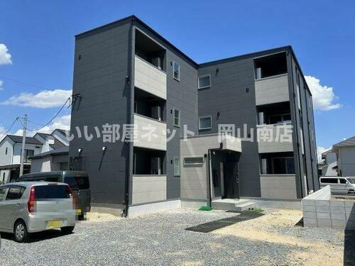 岡山県岡山市南区大福  3階建
