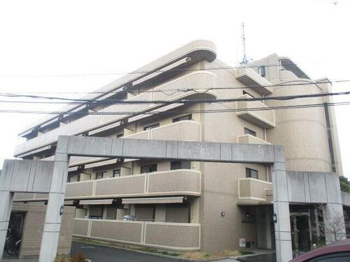 大阪府大東市灰塚２丁目 4階建 築31年11ヶ月