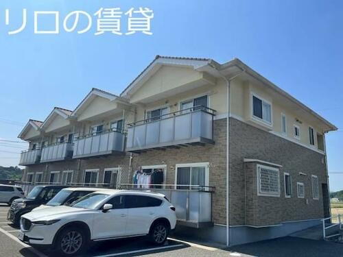 福岡県飯塚市庄内元吉 2階建 築11年9ヶ月