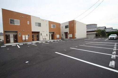 岡山県岡山市南区妹尾 築7年5ヶ月 2階建