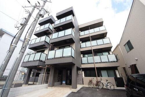 兵庫県尼崎市上ノ島町１丁目 築1年12ヶ月 3階建