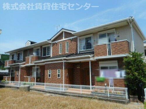 和歌山県和歌山市相坂 2階建