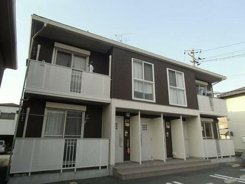 岡山県岡山市北区白石 築18年7ヶ月 2階建